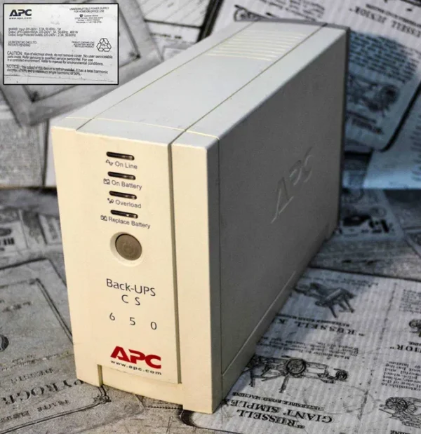 ДБЖ APC Back-UPS CS 650