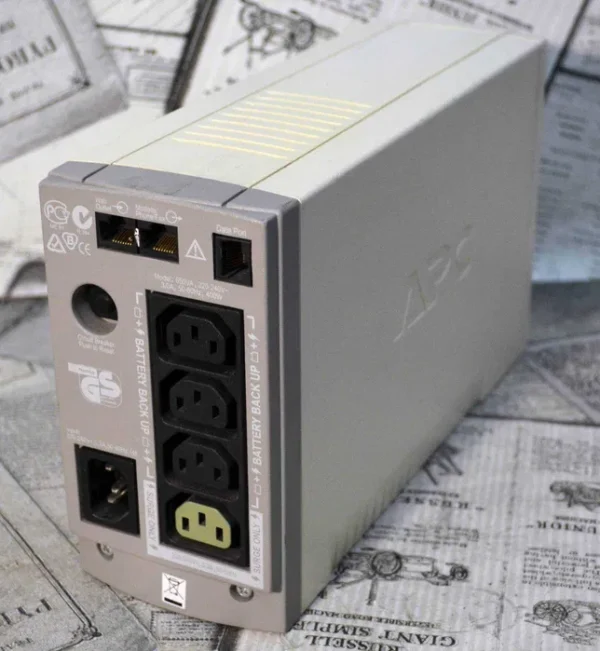 ДБЖ APC Back-UPS CS 650 - Зображення 2